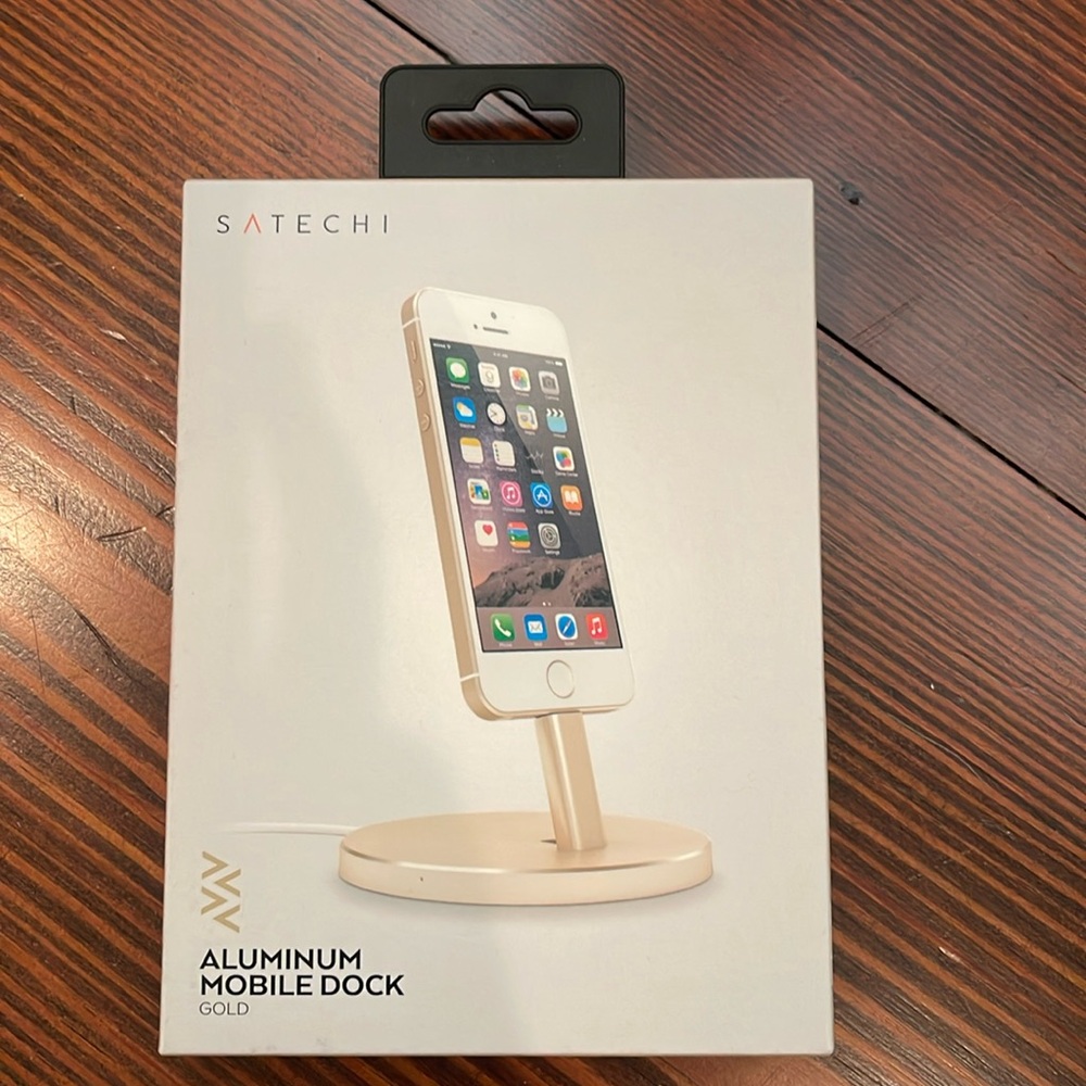 Satechi mobile device holder